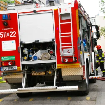 Pożar w wieżowcu w Radomsku