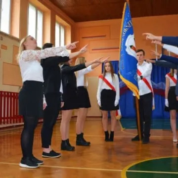 Ślubowanie klas pierwszych w Przedborzu
