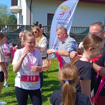 Bieg Charytatywny ulicami Radomska. Cel? Pomoc dla Pauliny