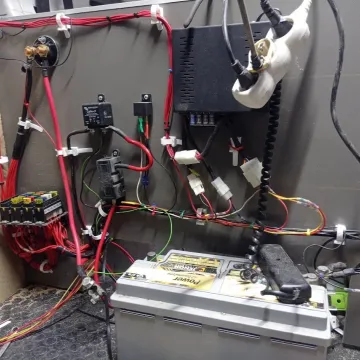 Nowy samochód w OSP w Pławnie. Strażacy złożyli go z dwóch pojazdów