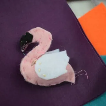 Filcowe przywieszki – wakacyjne warsztaty w MDK