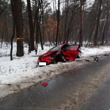 27-latka straciła panowanie nad pojazdem