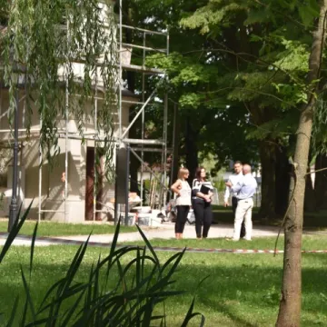 Lamus w Gorzędowie odzyskuje blask