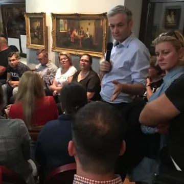 Burza mózgów z Robertem Biedroniem w Radomsku