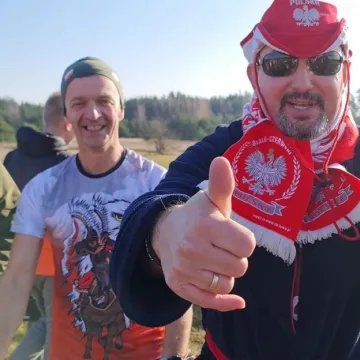 Biało-czerwone Morsy z Radomska uczciły niepodległość