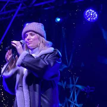 [WIDEO] Halina Mlynkova na Jarmarku Bożonarodzeniowym w Radomsku