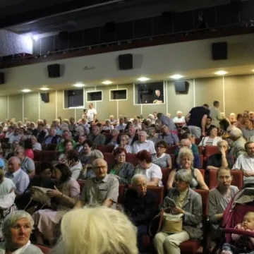 Koncert zespołów folklorystycznych w MDK