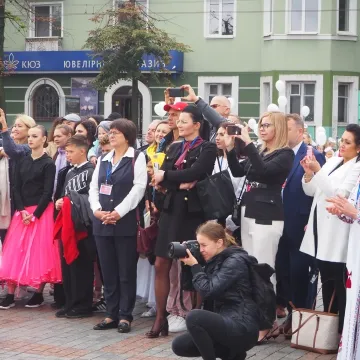 Władze powiatu radomszczańskiego na urodzinach miasta Równe