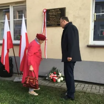 Odsłonięcie tablicy Stanisława Niemca