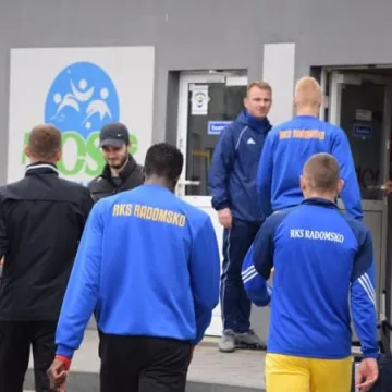 RKS Radomsko remisuje z Bronią Radom 1:1