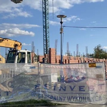 Geriatria rośnie w oczach. Sprawdziliśmy postęp prac przy radomszczańskim szpitalu