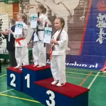 Grad medali karateków „Randori”