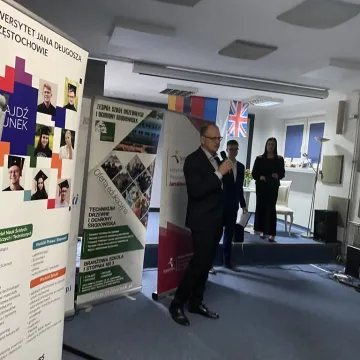 Recytowali wiersze w 3 językach w ZSDiOŚ w Radomsku