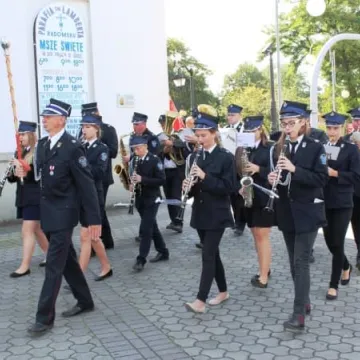 Odsłonięcie tablicy poświęconej żołnierzom KWP