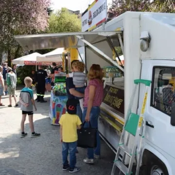 Food trucki opanowały plac 3 Maja