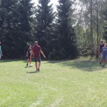 Piknik integracyjny dzieci i seniorów RUTW SAN