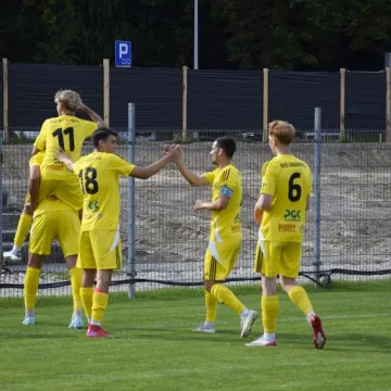 RKS Radomsko – Sokół Aleksandrów. Goście wywożą trzy punkty