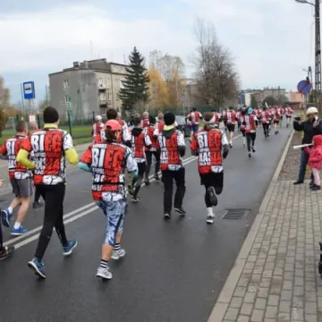 Pobiegli i uczcili rocznicę odzyskania niepodległości 
