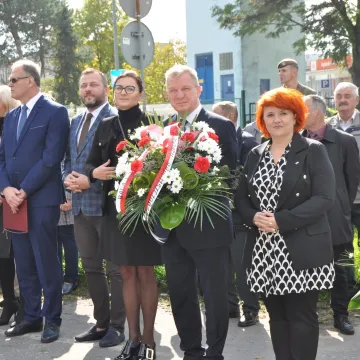 W Radomsku upamiętniono 77. rocznicę utworzenia KWP