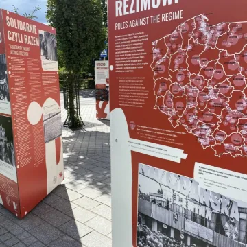 „Tu rodziła się Solidarność” – plenerowa wystawa w Radomsku