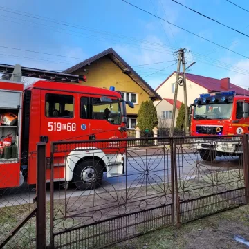 W Gorzędowie paliły się sadze w kominie