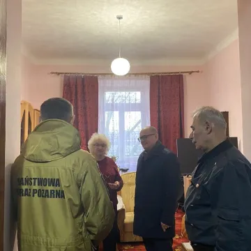 Mieszkańcy TBS-u mogą spać spokojnie dzięki darmowym czujkom