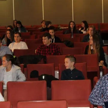 Konkurs ortograficzny „Miłość pisze się Jezus” w MDK