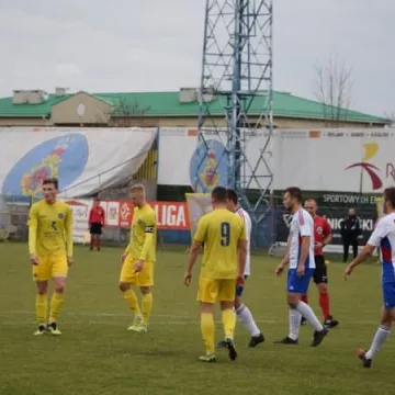 RKS Radomsko remisuje z Bronią Radom 1:1