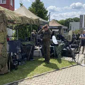 Symulacja wypadku i zarządzanie kryzysowe. Trening 9. Łódzkiej Brygady OT w Radomsku