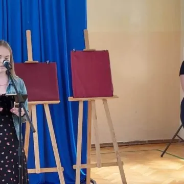 Uczennice Elektryka z Radomska na podium