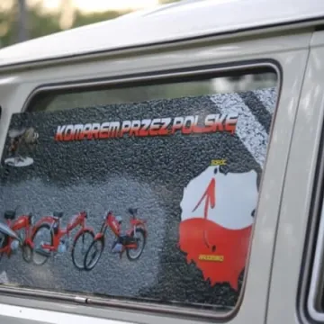 Pojechali komarami przez Polskę 