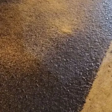 Spowodował kolizję i uciekł. Pozostawił jednak ślady…