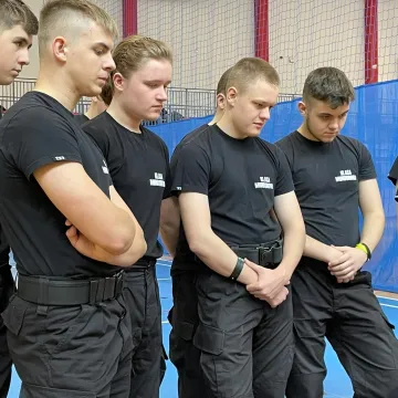 Uczniowie klas mundurowych z Radomska uczestniczyli w manewrach WOT