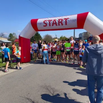 Bieg Charytatywny ulicami Radomska. Cel? Pomoc dla Pauliny