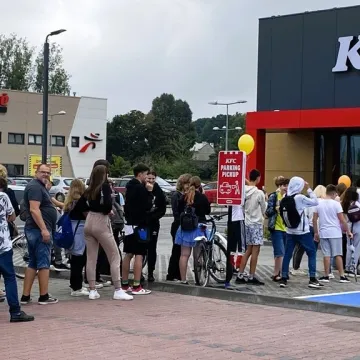 Tłumy na otwarciu KFC w Radomsku