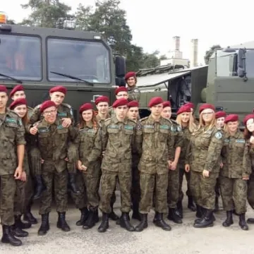 Wojskowa przygoda uczniów „Drzewniaka”
