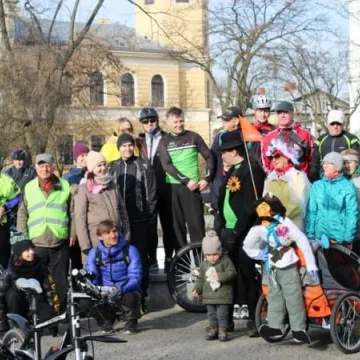 Powitali wiosnę na rowerach 