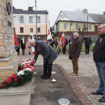 W Przedborzu świętowali 106. rocznicę odzyskania niepodległości przez Polskę