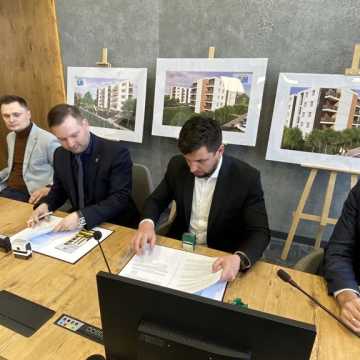 Umowa na budowę bloków SIM w Radomsku została podpisana