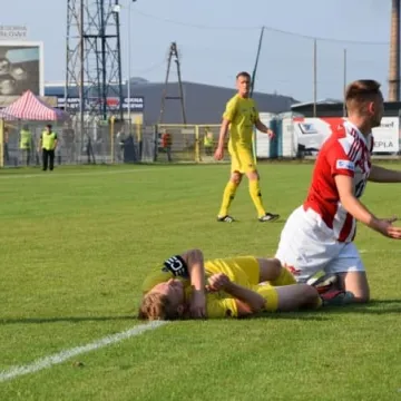 RKS przegrywa na własnym stadionie z Pogonią Grodzisk
