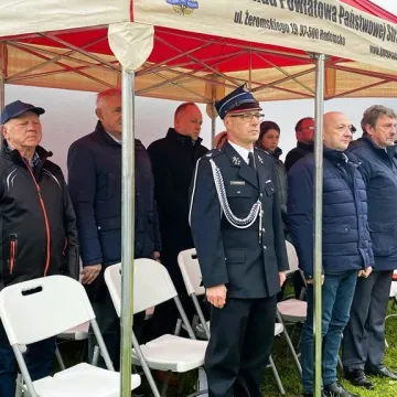 [WIDEO] Nowy garaż dla OSP w Dąbrówce oddany do użytku