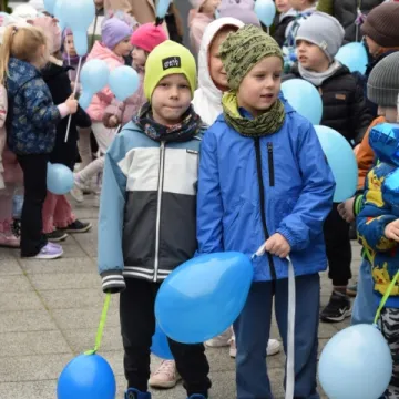 Radomsko włączyło się w obchody Dnia Autyzmu