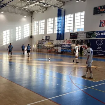 Grają i pomagają. VI Puchar Niezdobywców Pucharów dla Amelki