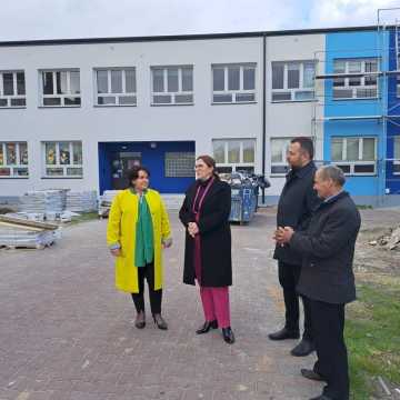 Poseł Milczanowska spotkała się z mieszkańcami gminy Wielgomłyny