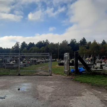 Nie wszystkie cmentarze zostały zamknięte