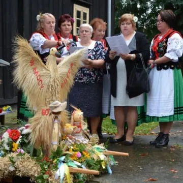 Dożynki w Niedośpielinie w gminie Wielgomłyny