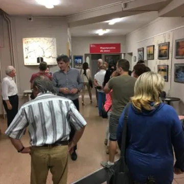 Otwarcie wystawy Pod Żaglami w Miejskiej Bibliotece Publicznej