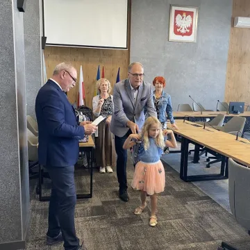 Gotowi do szkoły. Pierwszoklasiści otrzymali szkolne wyprawki