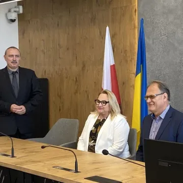 Energetyczne tornistry trafiły do pierwszoklasistów z Radomska