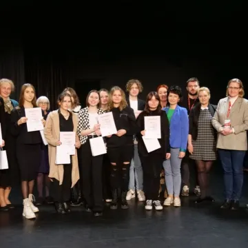 Recytatorzy na scenie MDK